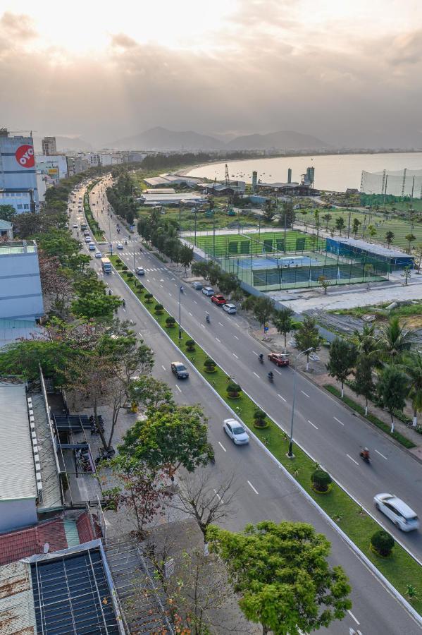 Hoang Linh Dan Hotel Da Nang Exterior photo